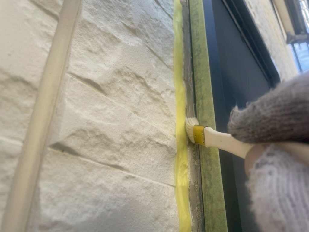 専用プライマー塗布